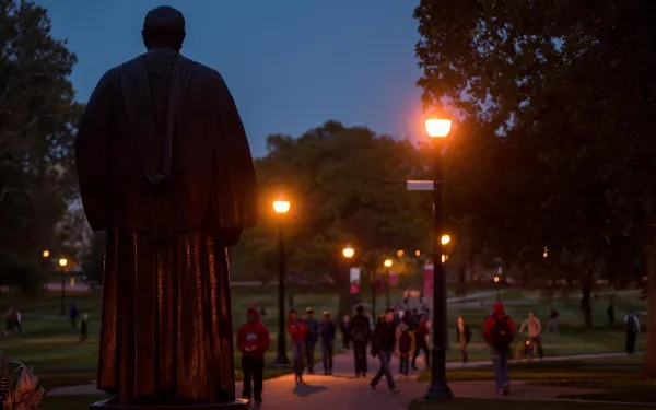 Ohio State Oval with Oxley Statue
